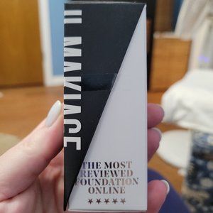 Il makiage woke up like this foundation 10